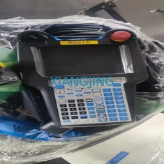 R-2000iC/210F Fanuc ha utilizzato i robot industriali con R-30iB più il Governo insegna al pendente
