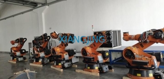 Braccio EXTRA del robot industriale della seconda mano di KUKA KR210 R3300 per il maneggio del materiale