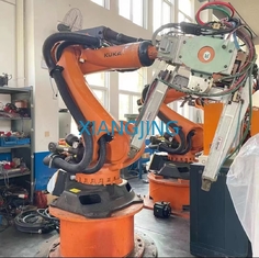 Robot KR120 R3200 di Kuka della seconda mano con il morsetto di saldatura