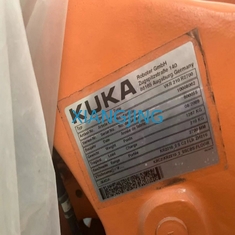 KR210 ha utilizzato il robot R2700 di KUKA con il Governo insegna al pendente 9,9
