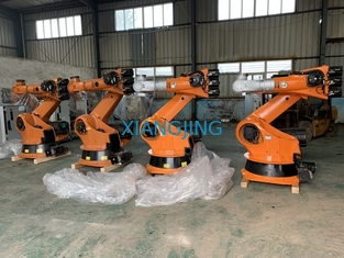 Robot industriale utilizzato automatico R3330 del Kr 240 di KUKA per il trattamento del trasporto con palette