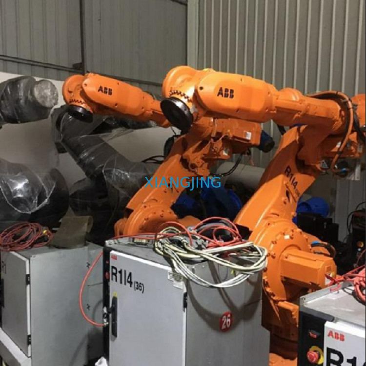 Braccio del robot di CNC di asse del robot IRB4400 6 di ABB utilizzato seconda mano per pittura