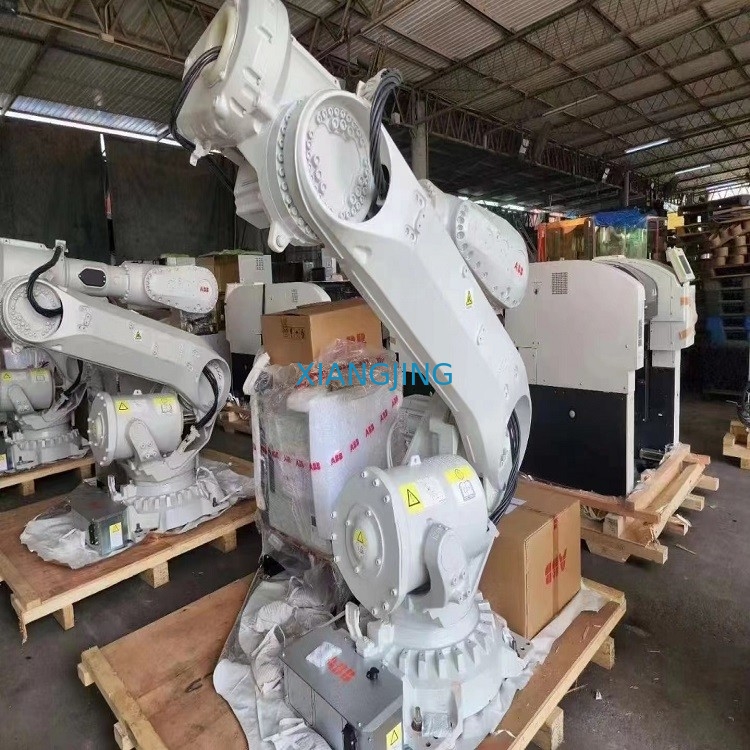 6700-205/2.8 l'industriale ha usato il carico utile del robot 205kg di ABB con il Governo insegna al pendente